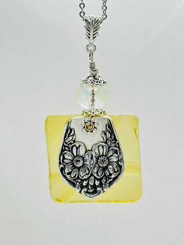 Daisy 1910 and Stained Glass Pendant 2