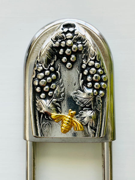 Giant Safety Pin - La Vigne 1891
