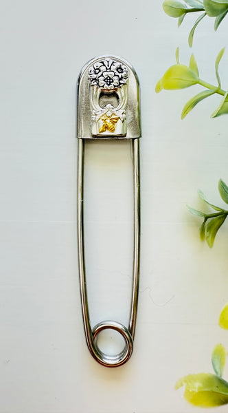 Giant Safety Pin - Eternally Yours 1941