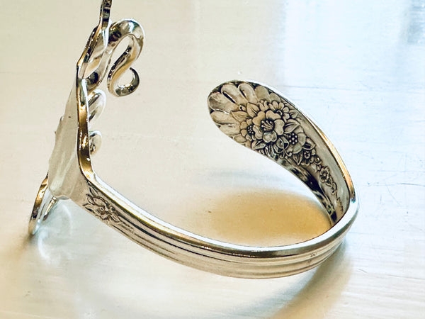 Twisty fork cuff bracelet - Jubilee