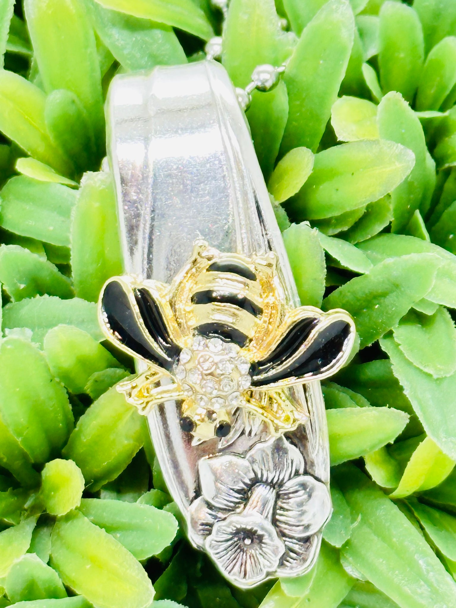 Bee Pendant or Keychain Daffodil