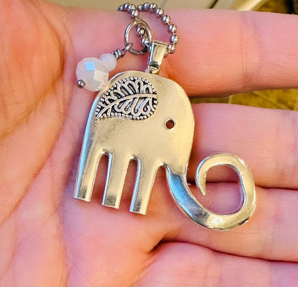 Elephant pendant 2