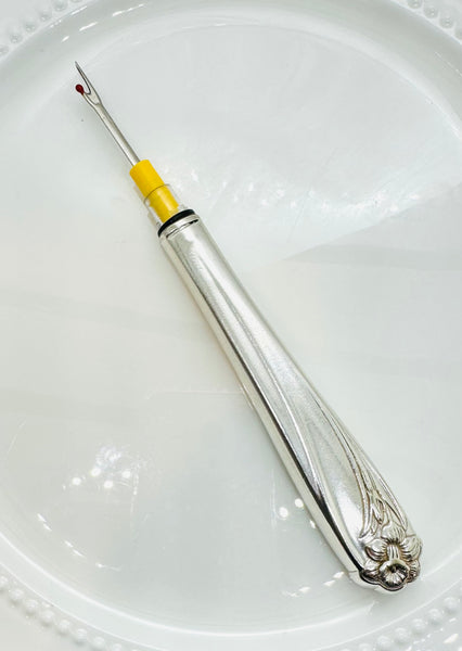 Seam Ripper Daffodil