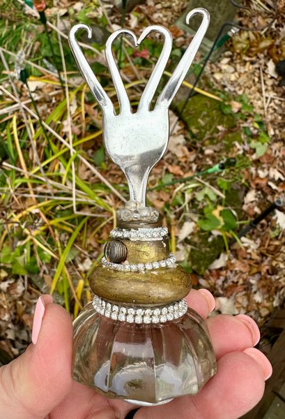 Doorknob Photo Holder Shirley S.