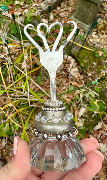 Doorknob photo holder Donna F.