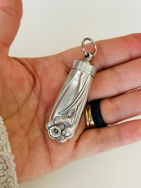 Urn Pendant #1