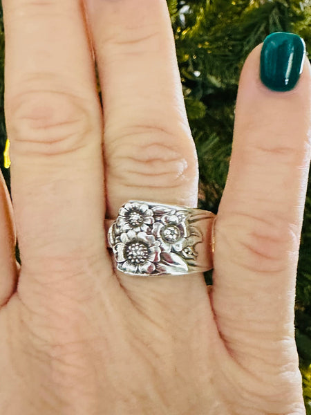 Spoon Ring April 1950