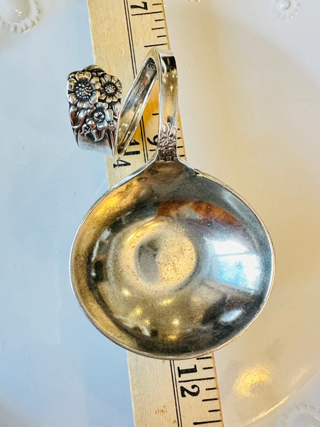 Trinket Dish - April 1950