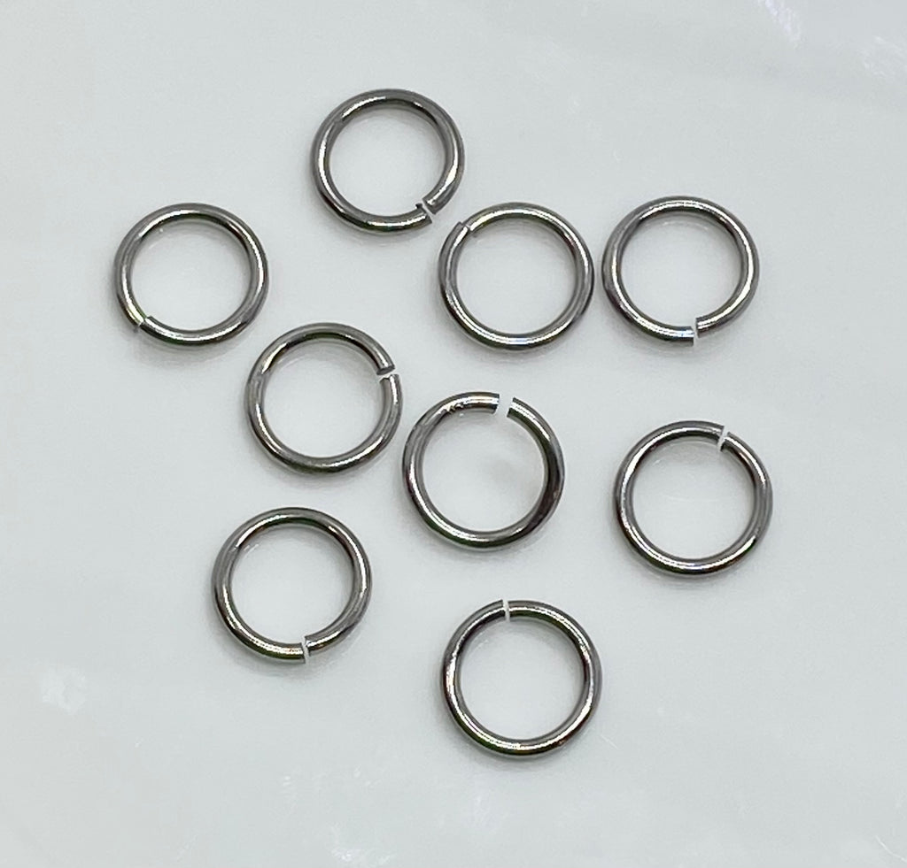 Stainless steel jump ring for a key chain or zipper pull